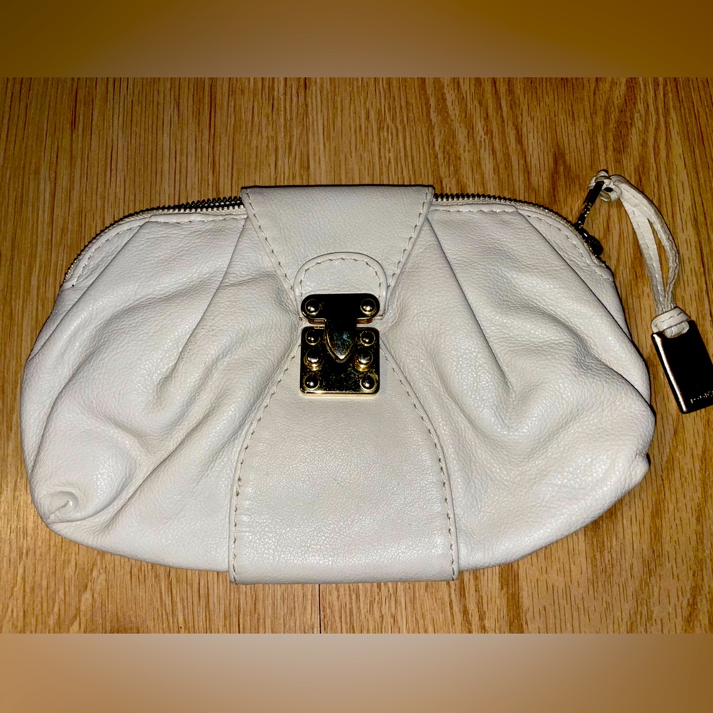 Iodice beige leather clutch